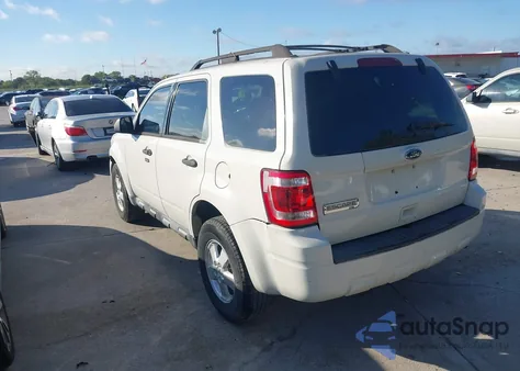 2011 Ford Escape Xlt from USA, damaged, VIN 1FMCU0D74BKA21462